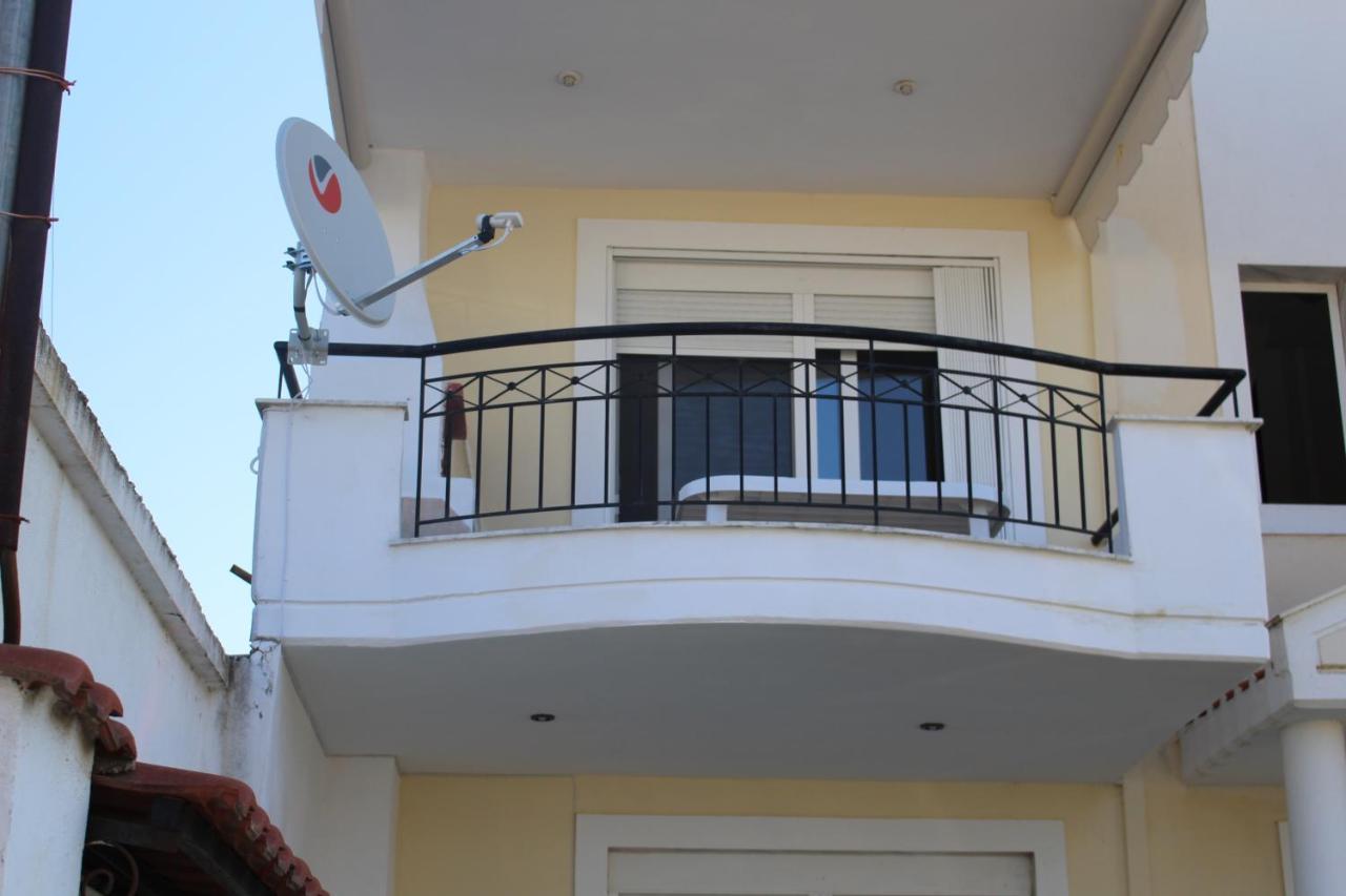 Paralia Ofriniou Gr Sunrise Apartments 3 Exteriér fotografie