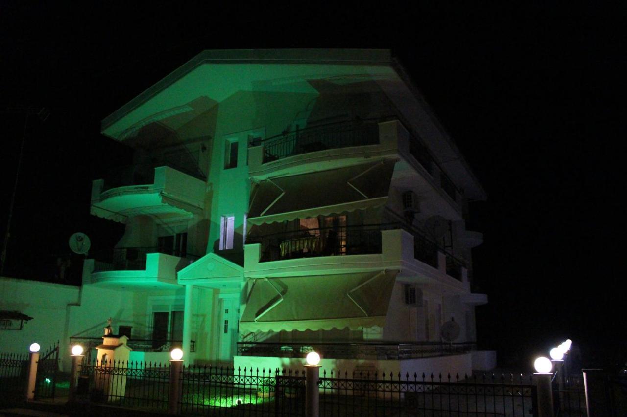 Paralia Ofriniou Gr Sunrise Apartments 3 Exteriér fotografie